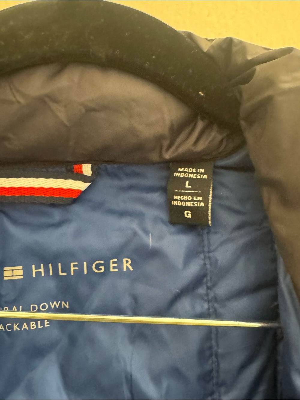 Tommy Hilfiger Navy Quilted Lightweight Packable Puffer Jacket - Picture 4 of 7